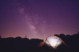 how to keep a tent warm without electricity